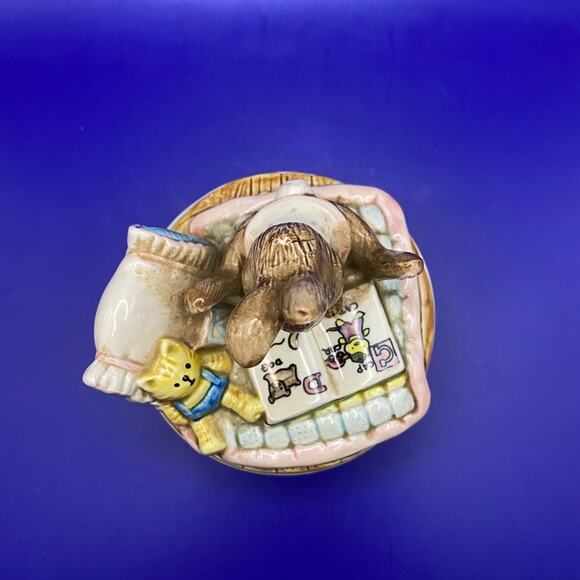 Vtg Otagiri Bunny Reading Book Music box- My Favorite Things Very Detailed - Picture 2 of 6